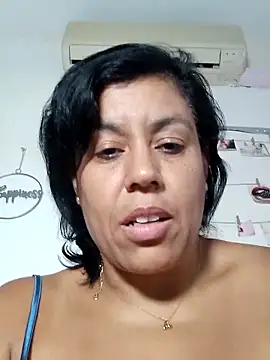 Snapshot of Molly_newman6 chatting on September 2025 10:10:02 PM Molly newman6 online show from September 2025 10:10:02 PM