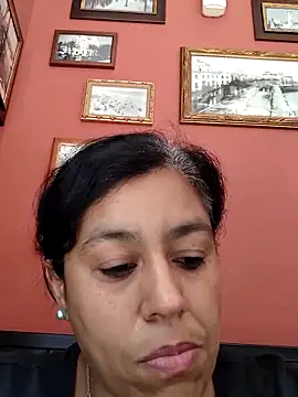 Snapshot of Molly_newman6 chatting on October 2025 01:01:02 PM Molly newman6 online show from October 2025 01:01:02 PM