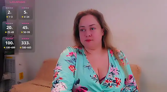 Snapshot of _Miss_K chatting on February 2025 06:13:02 PM Miss K online show from February 2025 06:13:02 PM