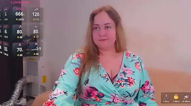 Snapshot of _Miss_K chatting on February 2025 06:11:02 PM Miss K online show from February 2025 06:11:02 PM