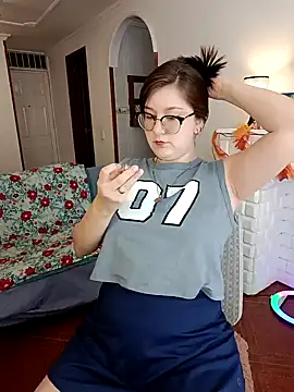 Snapshot of HunnyyLove chatting on January 2025 07:13:02 PM HunnyyLove online show from January 2025 07:13:02 PM