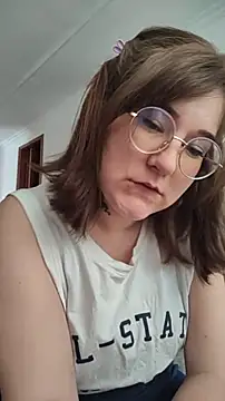 Snapshot of HunnyyLove chatting on October 2025 04:41:02 PM HunnyyLove online show from October 2025 04:41:02 PM