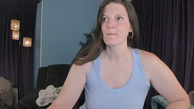 Kelly Carolina online show from May 2026 01:21:02 PM