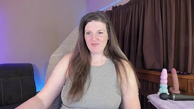 Kelly Carolina online show from December 2025 12:16:01 PM