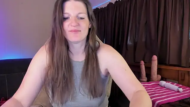 Kelly Carolina online show from November 2025 12:20:01 PM