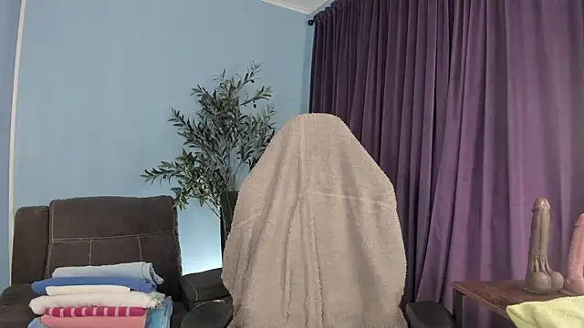 Kelly Carolina online show from May 2026 11:47:02 AM