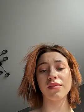 Camilla Railian online show from November 2025 10:41:01 AM