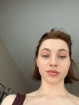 Camilla Railian online show from March 2026 11:04:02 AM