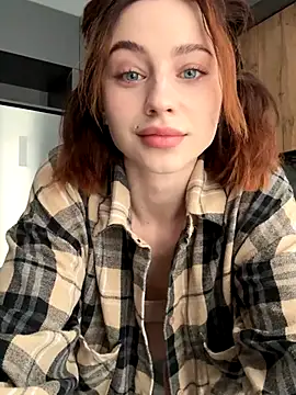 Snapshot of Camilla_Railian chatting on September 2025 12:23:01 PM Camilla Railian online show from September 2025 12:23:01 PM
