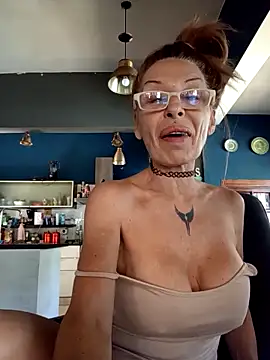 FrozenWaffle online show from February 2026 02:50:02 PM