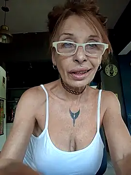 FrozenWaffle online show from May 2026 04:10:01 PM
