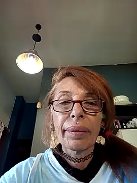 FrozenWaffle online show from April 2026 04:47:02 PM