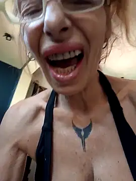 FrozenWaffle online show from January 2026 03:26:01 PM