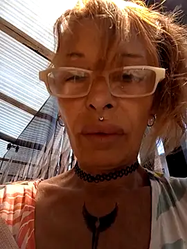 FrozenWaffle online show from November 2025 03:23:02 PM