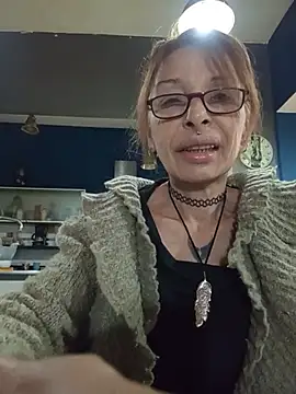 Snapshot of FrozenWaffle chatting on June 2026 02:01:02 PM FrozenWaffle online show from June 2026 02:01:02 PM