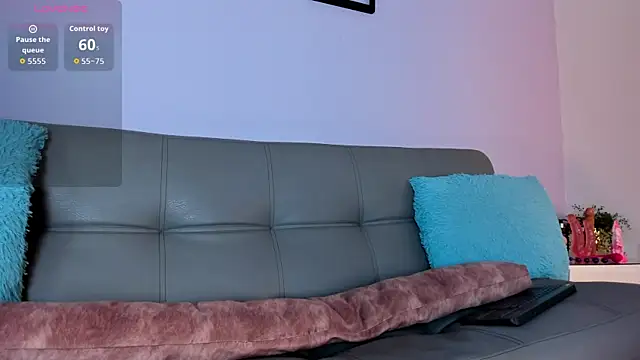 sofiaa snoww online show from November 2025 11:16:02 PM