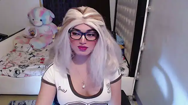 Goddess Sarah online show from October 2025 02:51:02 PM