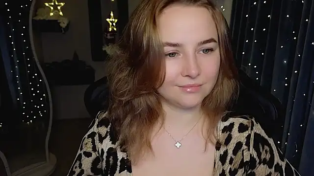 Snapshot of Mira_Mermayd chatting on December 2025 10:03:01 AM Mira Mermayd online show from December 2025 10:03:01 AM