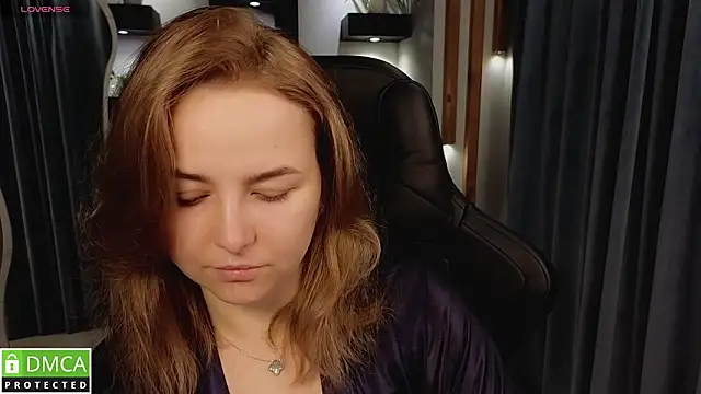 Mira Mermayd online show from November 2025 01:15:01 AM