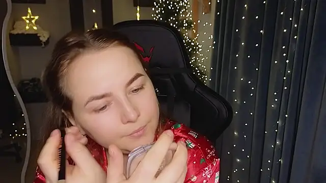 Snapshot of Mira_Mermayd chatting on December 2025 01:19:01 AM Mira Mermayd online show from December 2025 01:19:01 AM