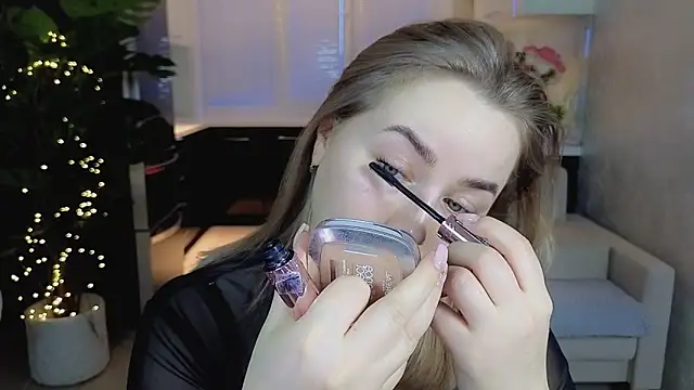 Snapshot of Mira_Mermayd chatting on February 2026 01:16:01 AM Mira Mermayd online show from February 2026 01:16:01 AM