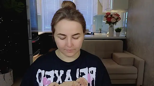 Mira Mermayd online show from March 2026 01:17:02 AM