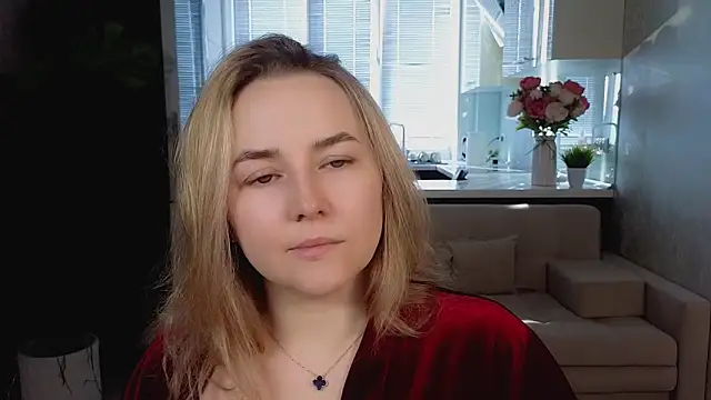 Mira Mermayd online show from April 2026 01:12:01 AM