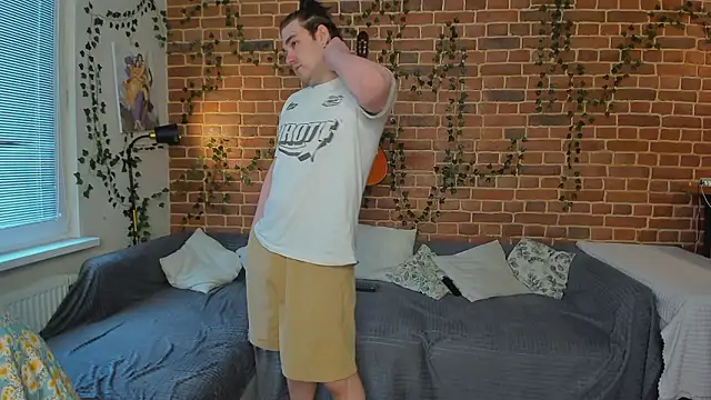 yamy yamy yamy online show from February 2026 11:32:02 AM