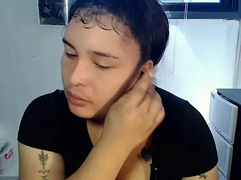 Snapshot of Hardcore_Tgirl chatting on June 2026 12:38:01 AM Hardcore Tgirl online show from June 2026 12:38:01 AM