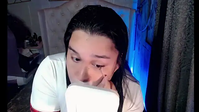 Hardcore Tgirl online show from December 2025 12:05:01 AM