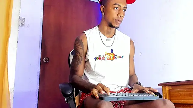 YeremiBrowm online show from February 2025 08:20:02 PM
