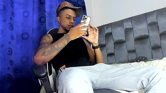 YeremiBrowm online show from February 2025 08:13:01 PM