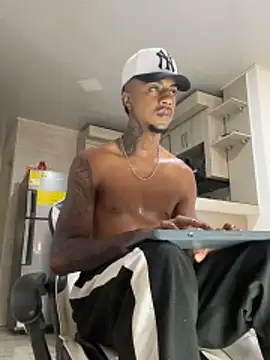 YeremiBrowm online show from April 2026 08:24:02 PM