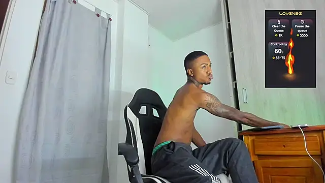 YeremiBrowm online show from September 2025 08:45:02 PM