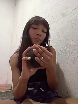 Karmakuro online show from April 2026 09:39:33 PM