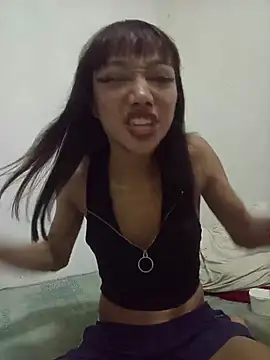 Karmakuro online show from April 2026 02:04:01 AM