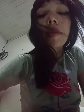 Snapshot of Karmakuro chatting on February 2026 11:05:02 PM Karmakuro online show from February 2026 11:05:02 PM