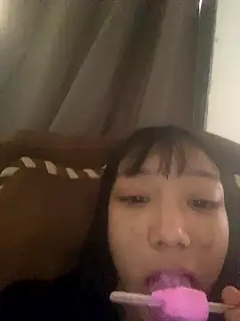 Snapshot of Karmakuro chatting on January 2026 06:33:01 PM Karmakuro online show from January 2026 06:33:01 PM