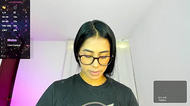 Snapshot of VioletaSotter chatting on October 2025 12:27:02 PM VioletaSotter online show from October 2025 12:27:02 PM