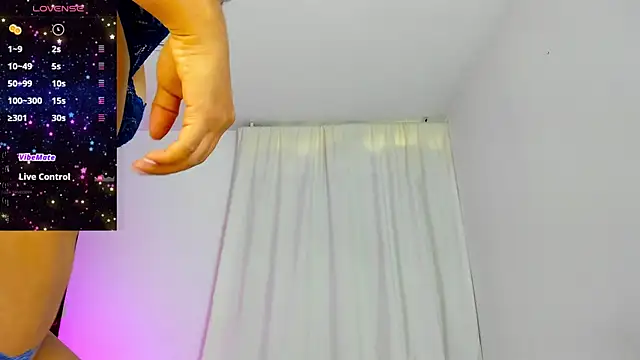 Snapshot of VioletaSotter chatting on November 2025 12:21:02 PM VioletaSotter online show from November 2025 12:21:02 PM