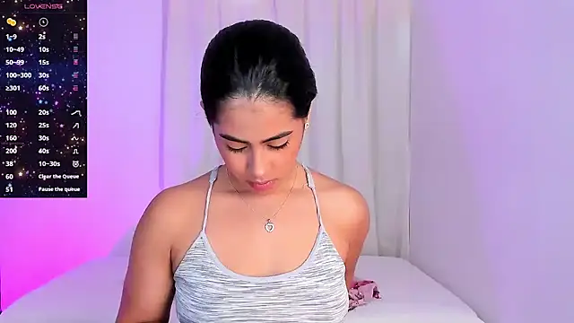 Snapshot of VioletaSotter chatting on March 2025 01:38:02 PM VioletaSotter online show from March 2025 01:38:02 PM