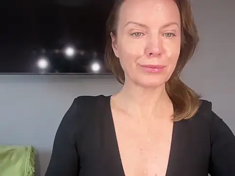 RachellAmazing online show from October 2025 12:17:02 PM