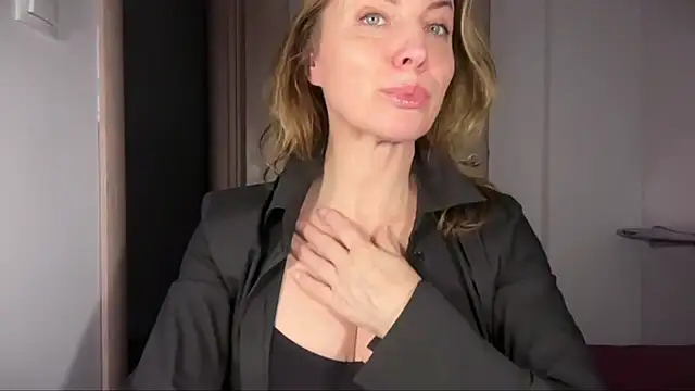 RachellAmazing online show from March 2026 07:15:02 PM