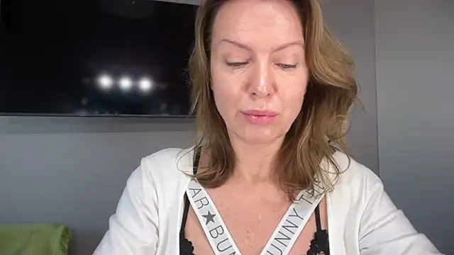 RachellAmazing online show from October 2025 06:14:01 AM