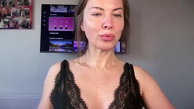 RachellAmazing online show from May 2026 06:17:02 AM