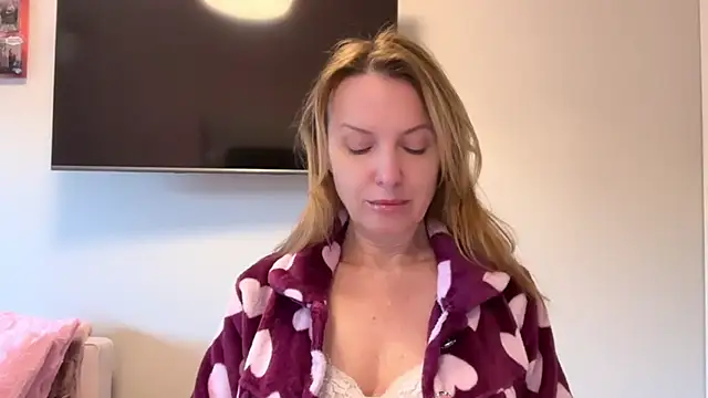 RachellAmazing online show from March 2025 07:20:01 AM