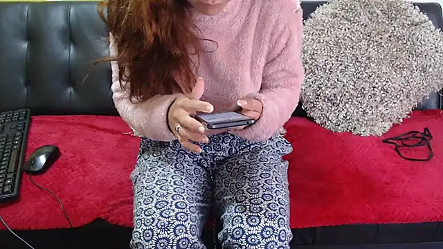 Snapshot of ValeriiaaB chatting on February 2026 12:46:01 PM ValeriiaaB online show from February 2026 12:46:01 PM