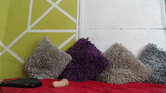 Snapshot of ValeriiaaB chatting on February 2026 02:28:02 PM ValeriiaaB online show from February 2026 02:28:02 PM