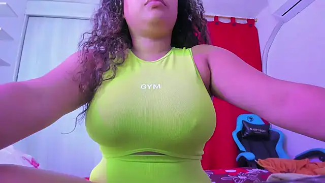 Lunastar02 online show from November 2025 02:17:01 PM