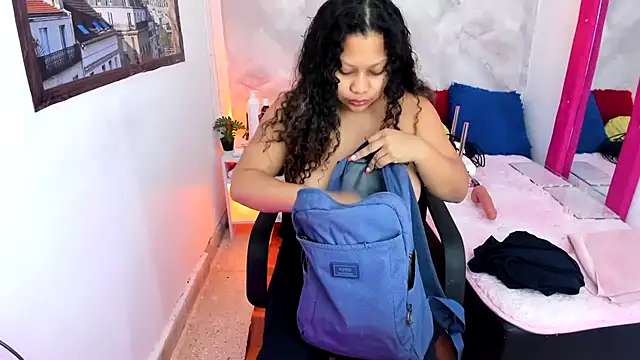 Lunastar02 online show from March 2026 01:34:02 PM